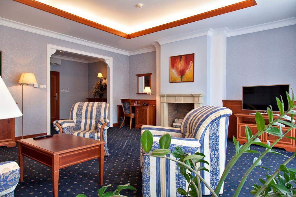 Hotel Sv. Ludmila Skalica Exterior foto