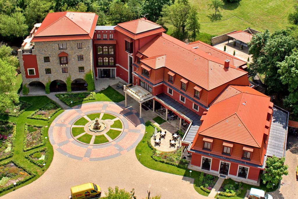 Hotel Sv. Ludmila Skalica Exterior foto